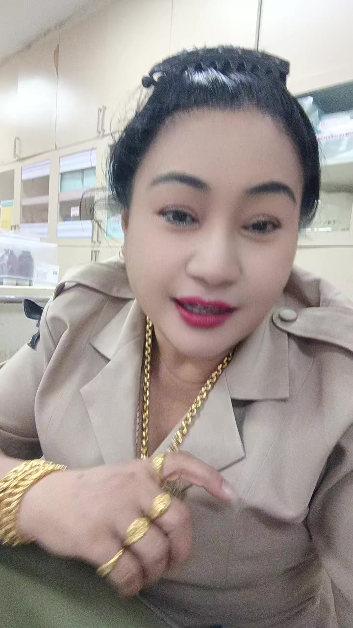 @ชุลีพร ใจเย็น