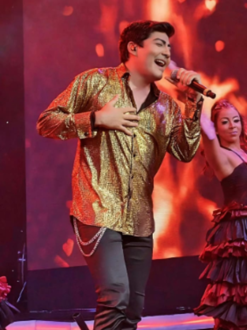 @Julian Andres Tributo Chayanne