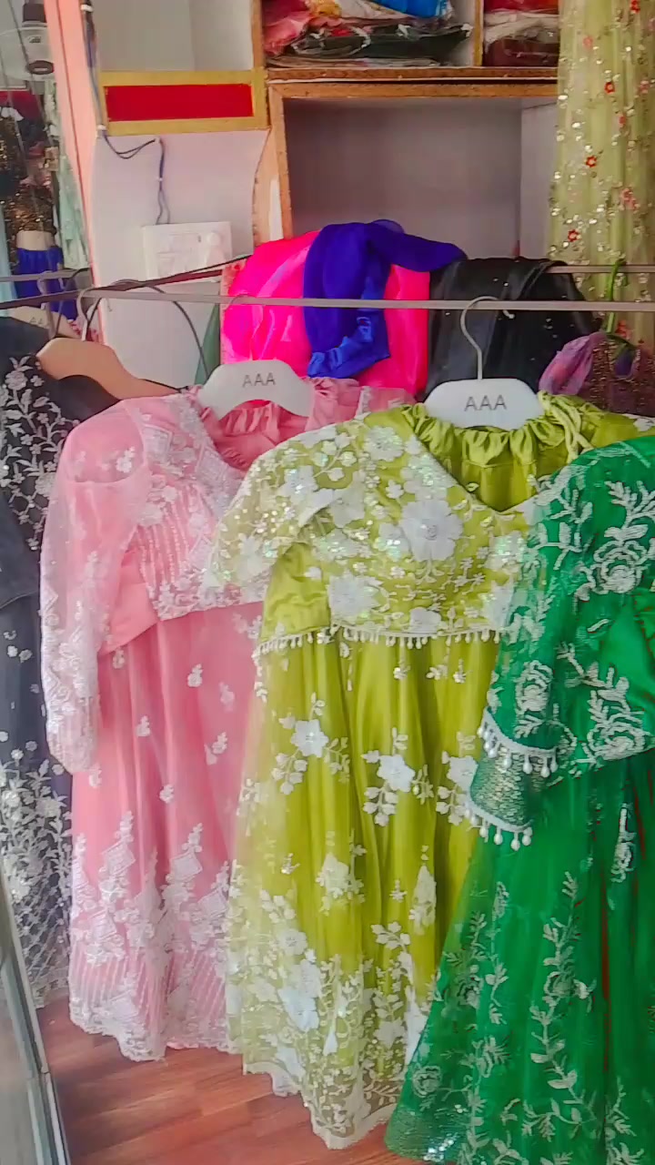 @Daughters Boutique