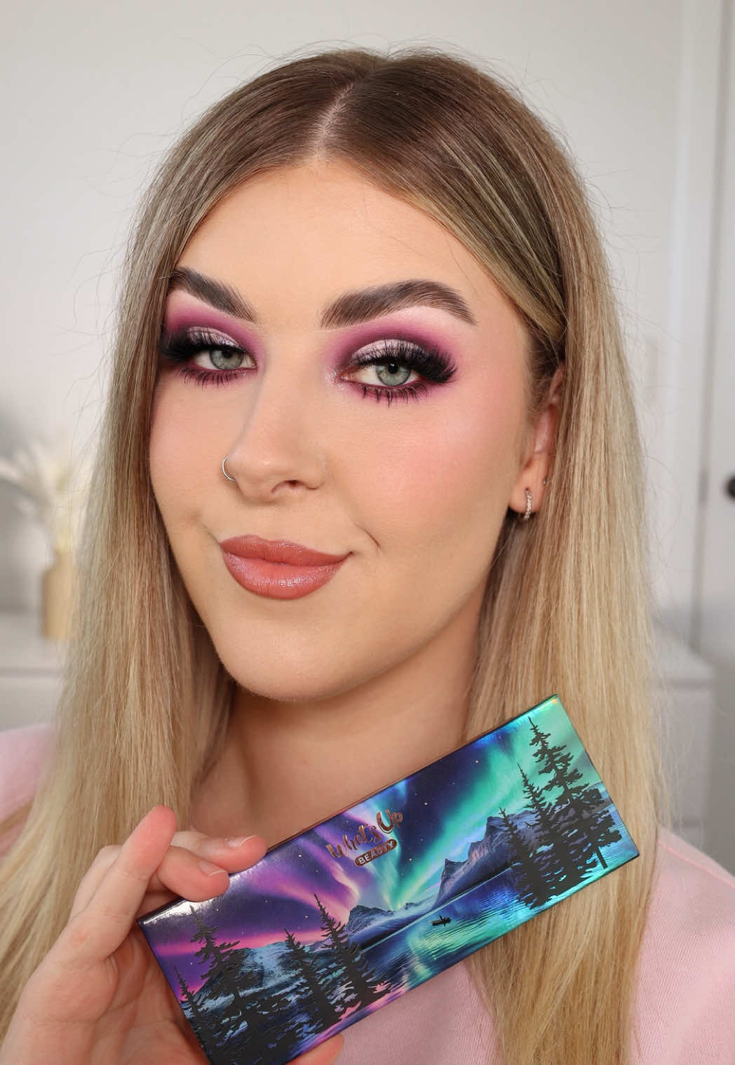 @Alix | Creative Makeup Content