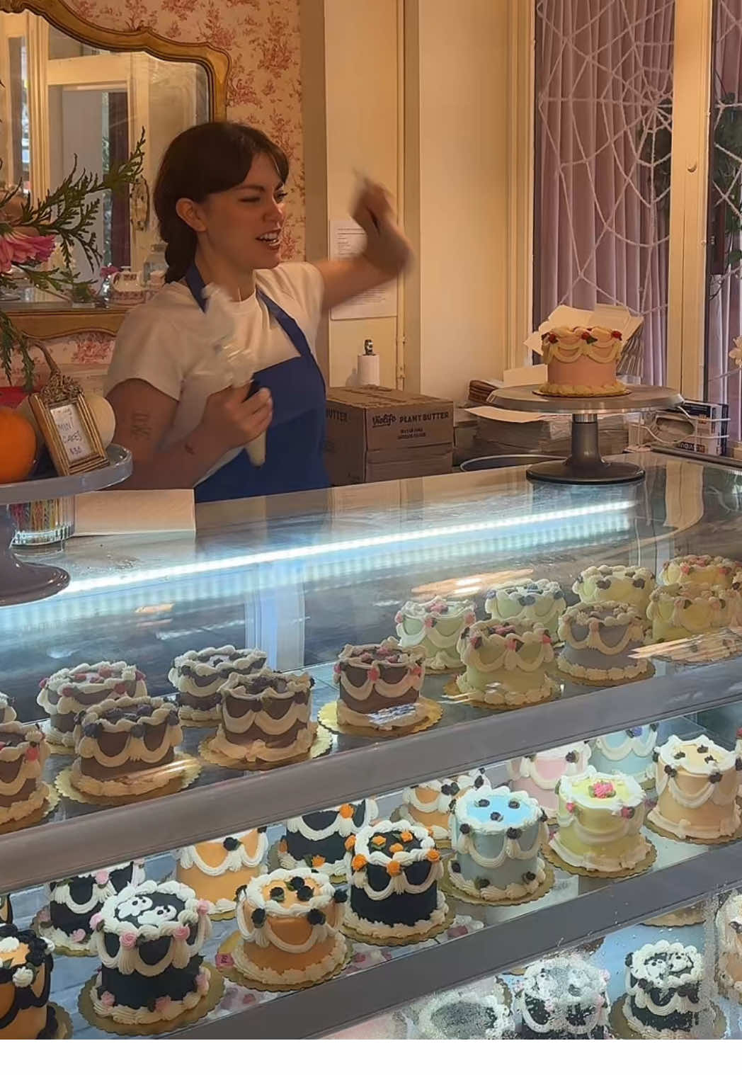 @SAINT STREET CAKES