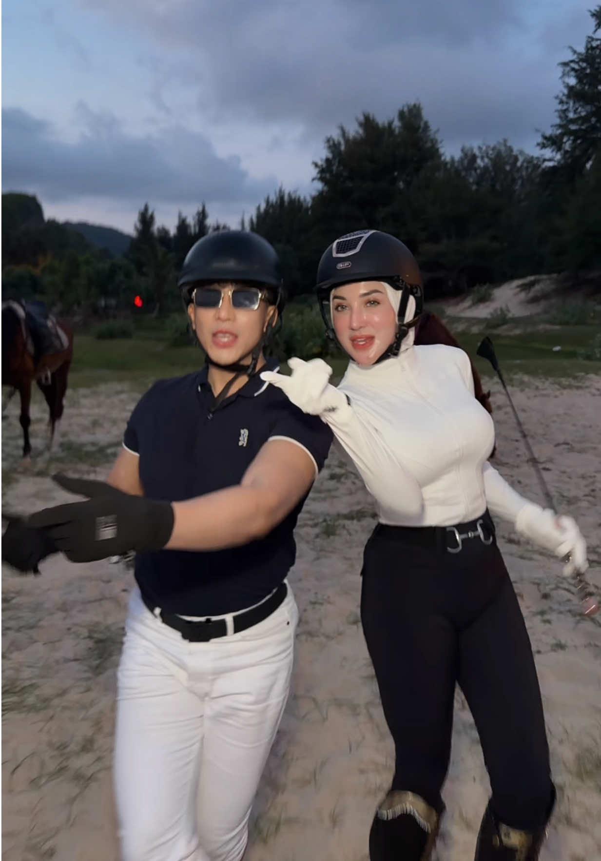 @mutereal