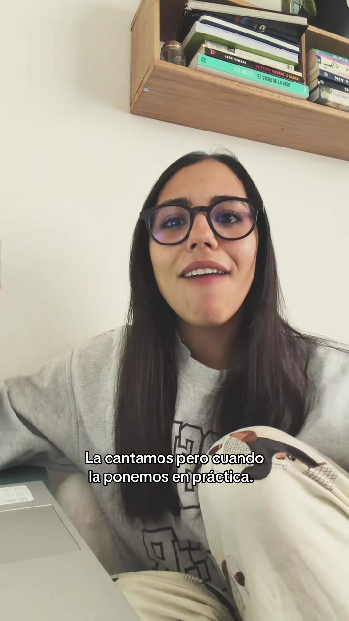 @Paola andara