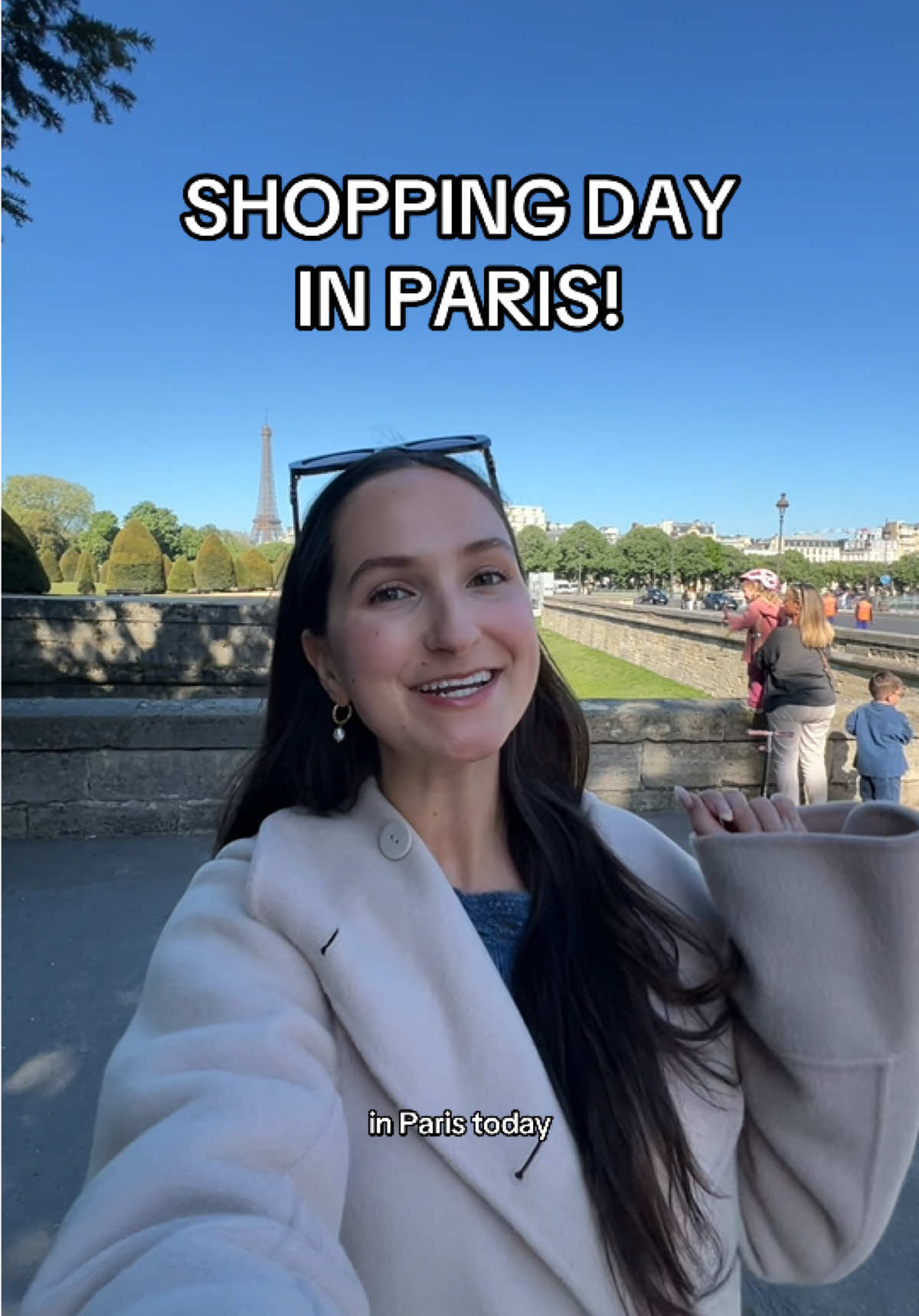 @ZOE IN PARIS 🇫🇷