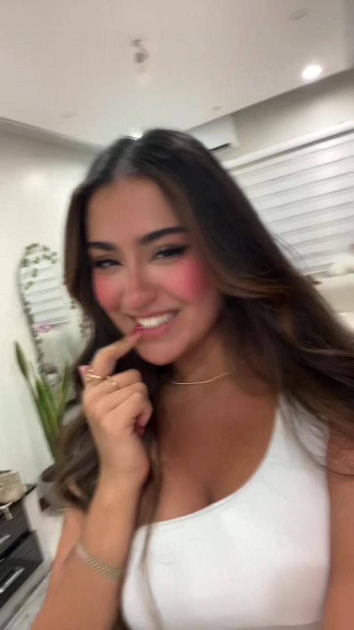 @hastiariana