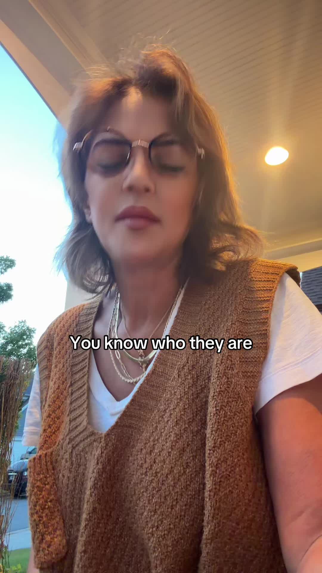 @Demi