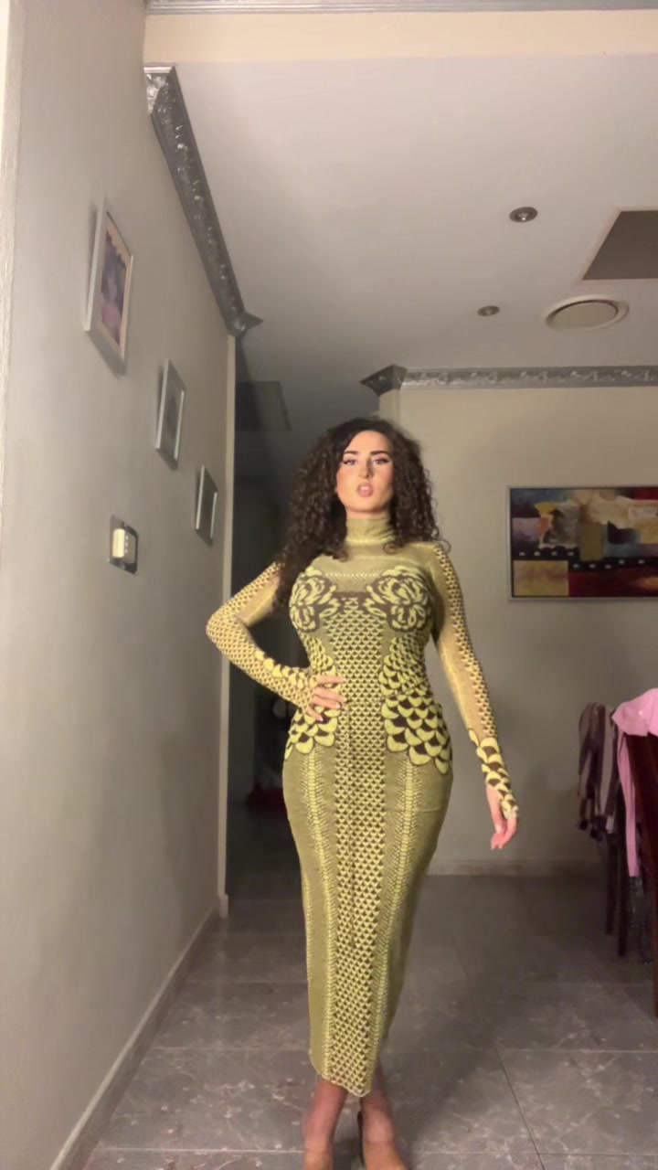@Juliana Demirel