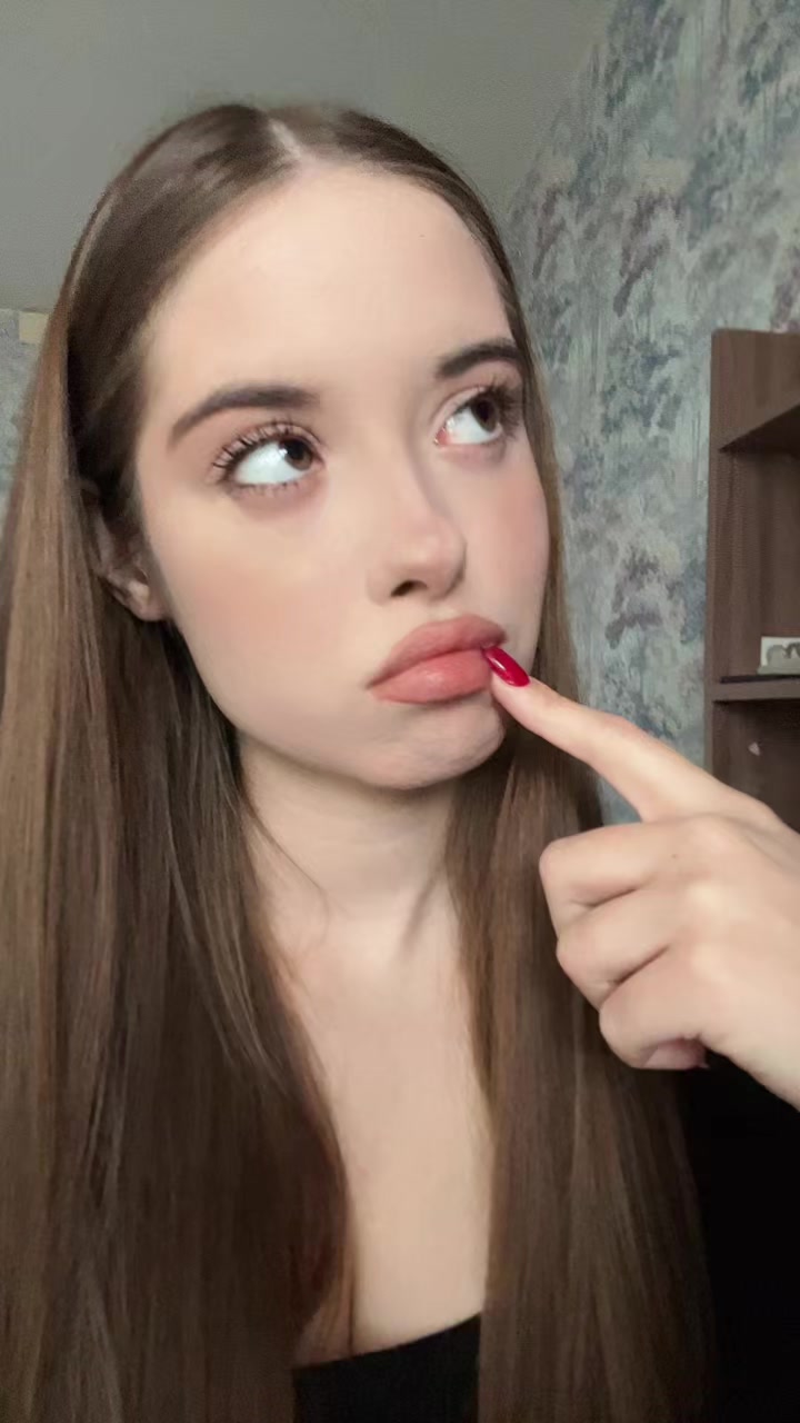 @PolinKa🕷🖤🌧️