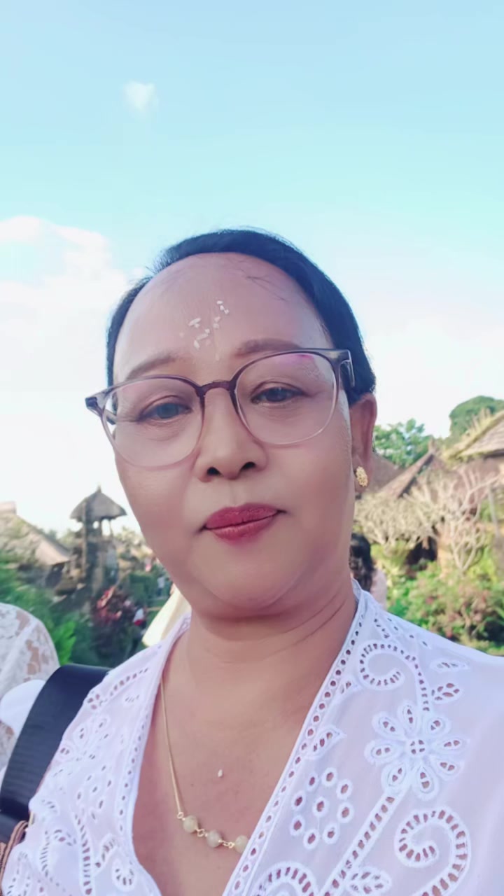 @Wayan Hariani