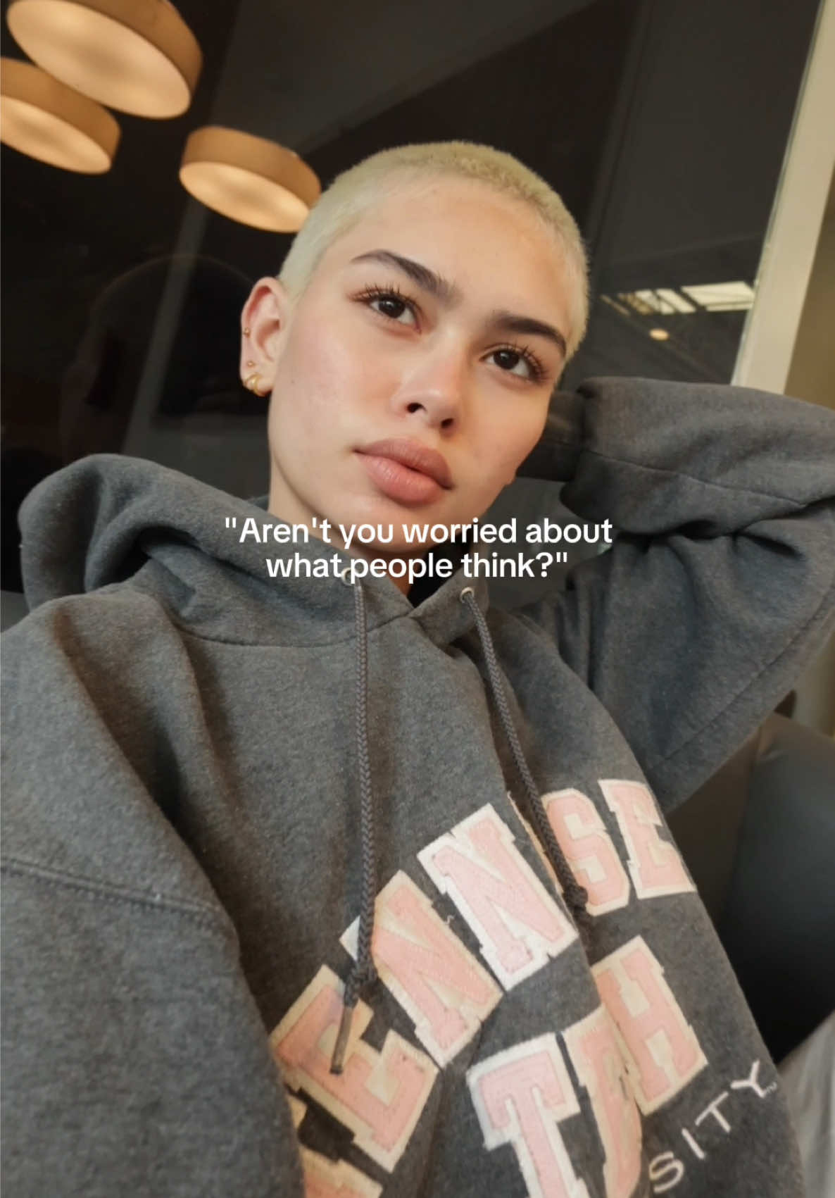 @anniecritchell_