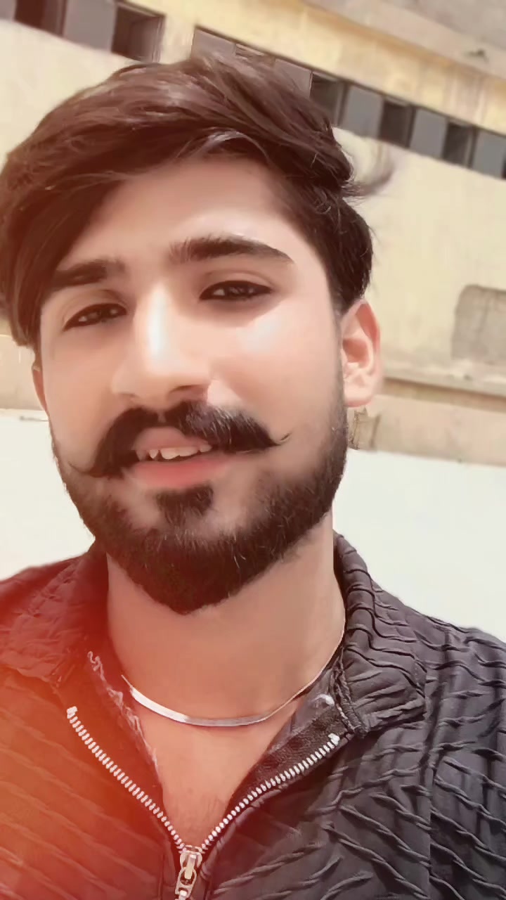 @شوخا چوہدرئ😍