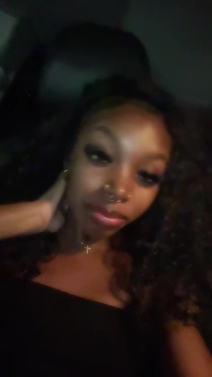 @justasexcleoo
