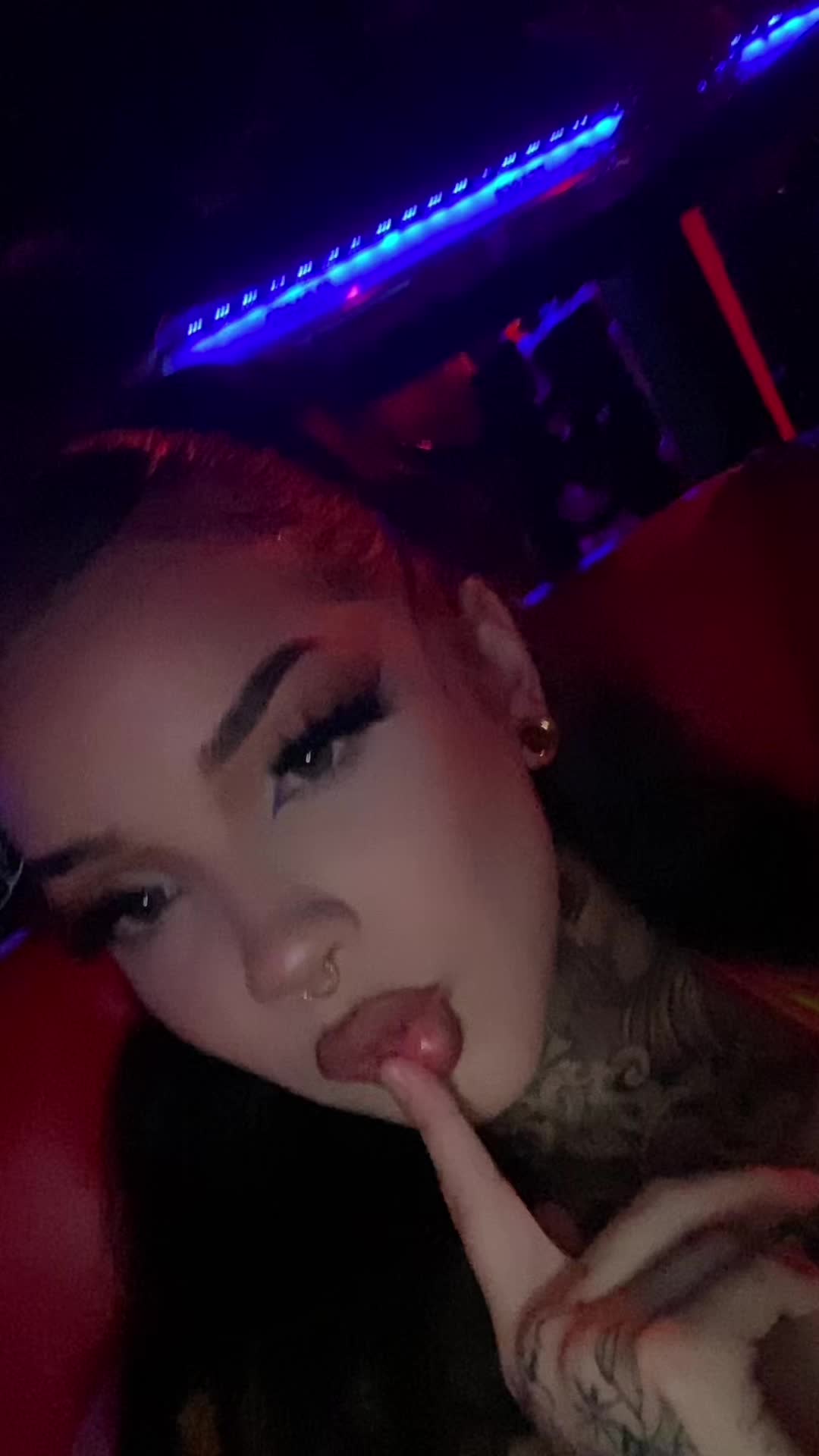 @Lili.