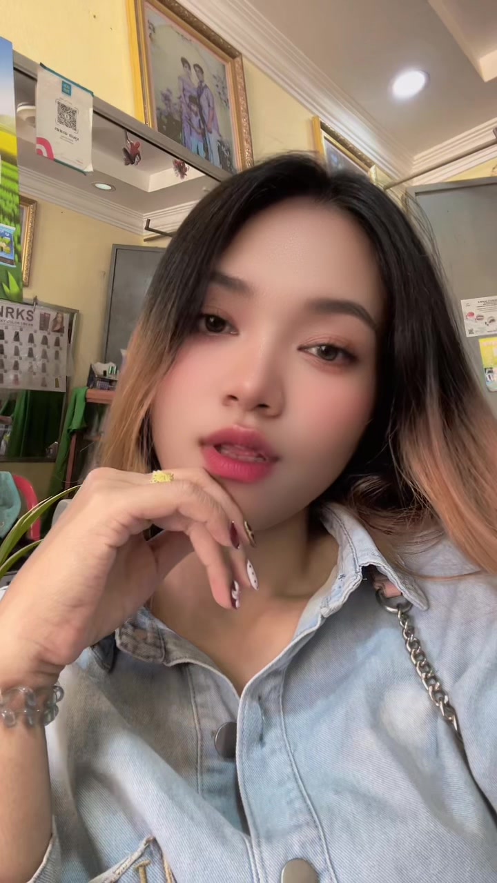 @Kim Eang๐ฐ๐ญ๐๐ฏ๐ต