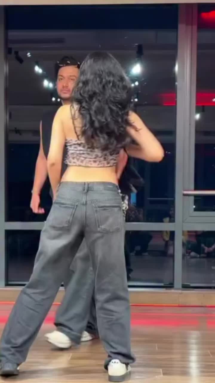 @CRAZY DANCING FACTORY💃🏿🕺