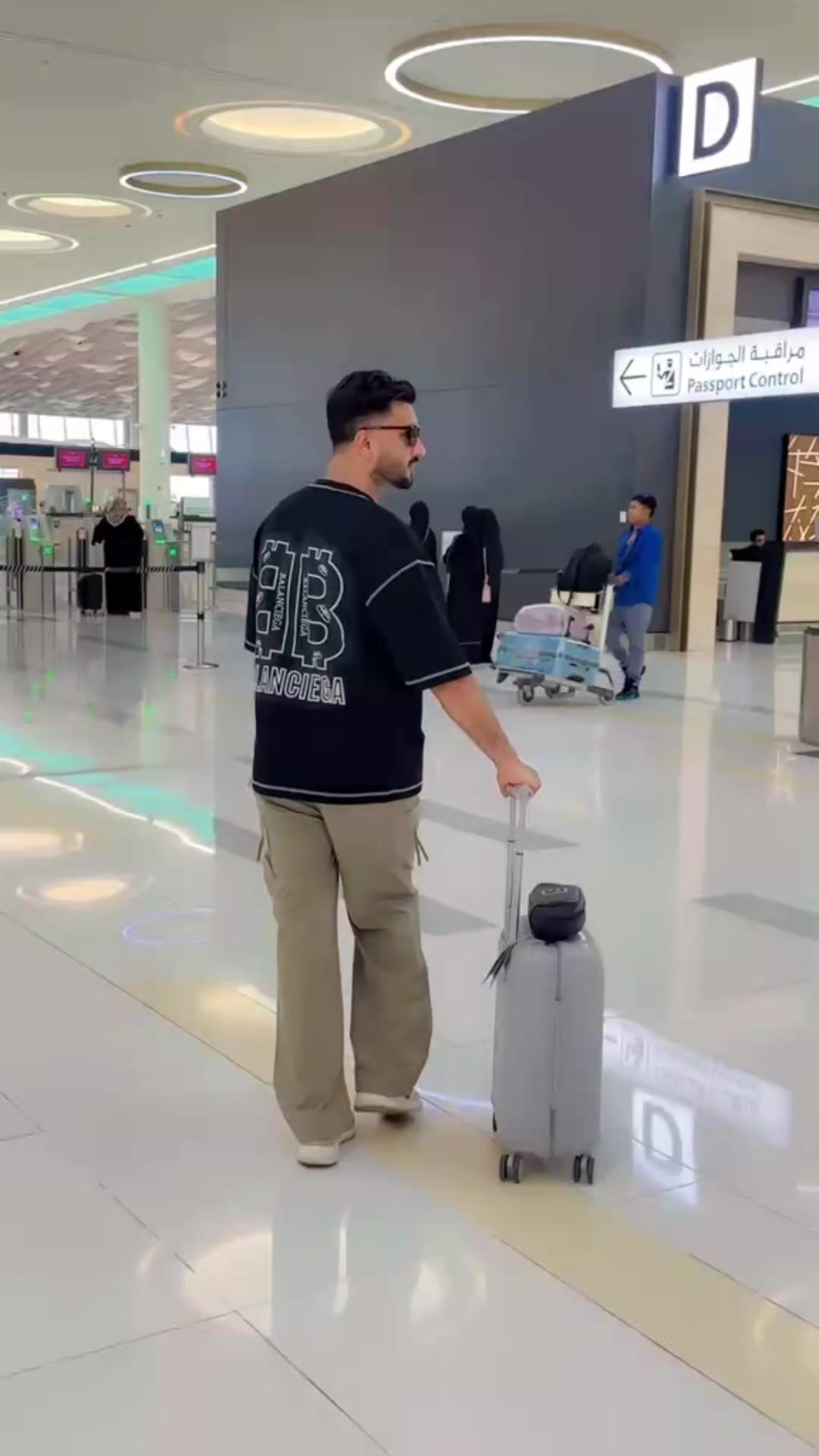 @Quŧab_Shahị_Åwan 🥷🚩
