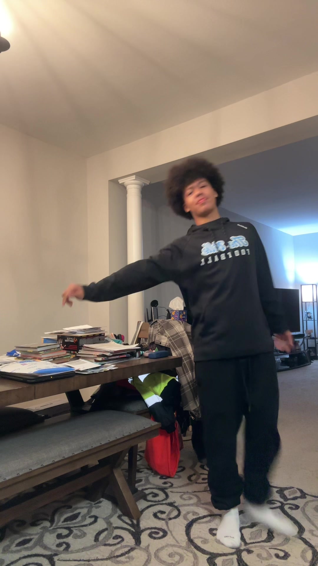 @️