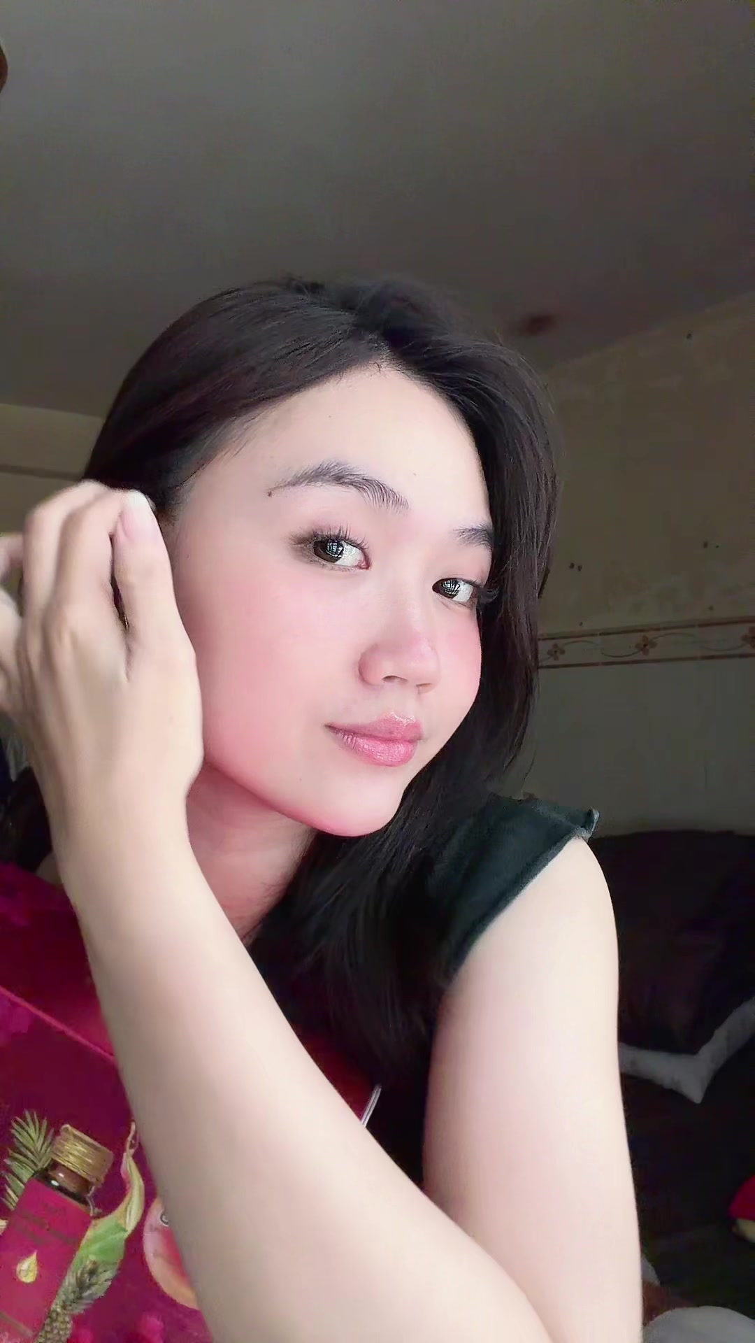 @Vy