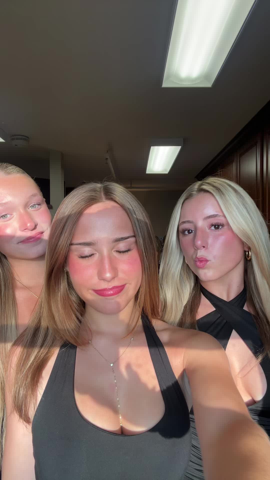 @Sophia