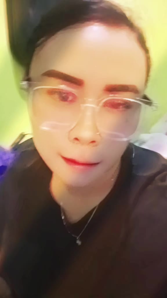 @赫西 🥰 single mom 🐊💋🌴