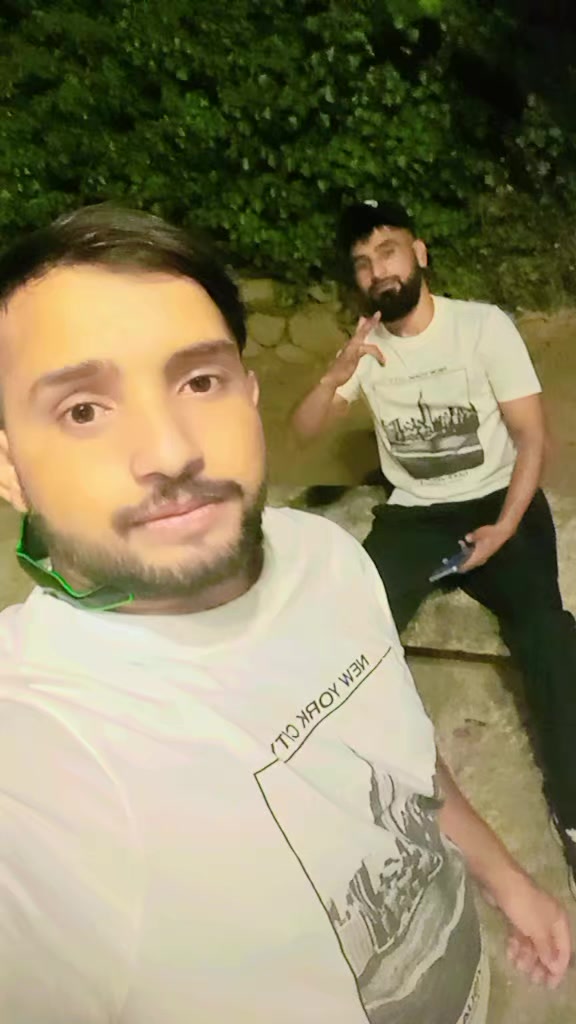 @Malik 722🇵🇰♥️🇪🇸