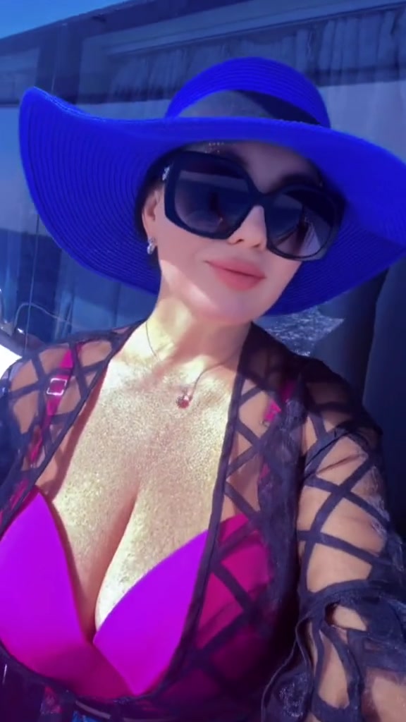 @Lena