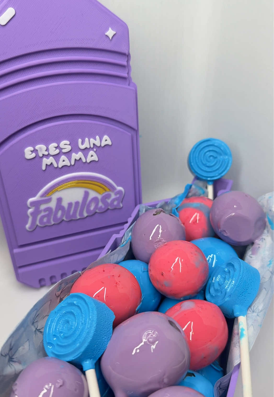 @Selena | a crafty mama shines✨