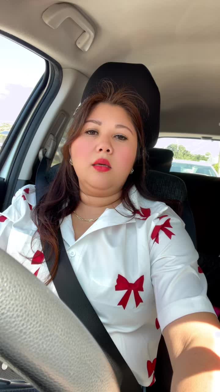 @lesly flores