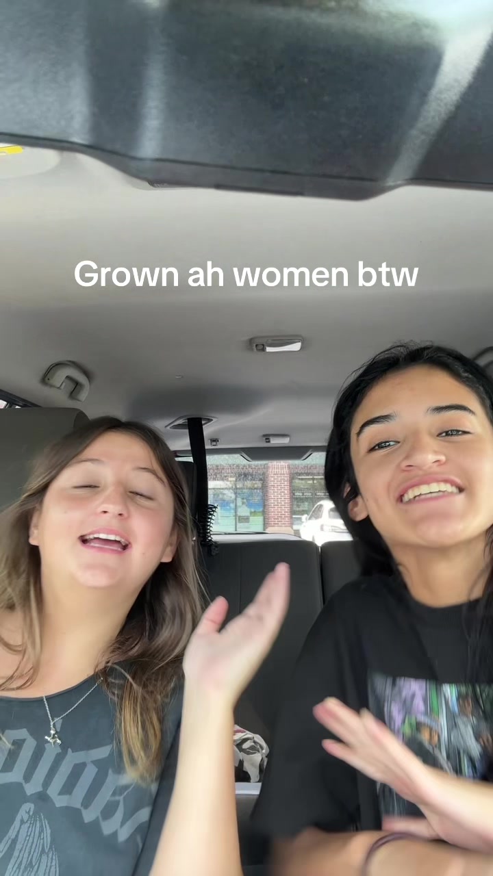 @EMMA CLAIRE