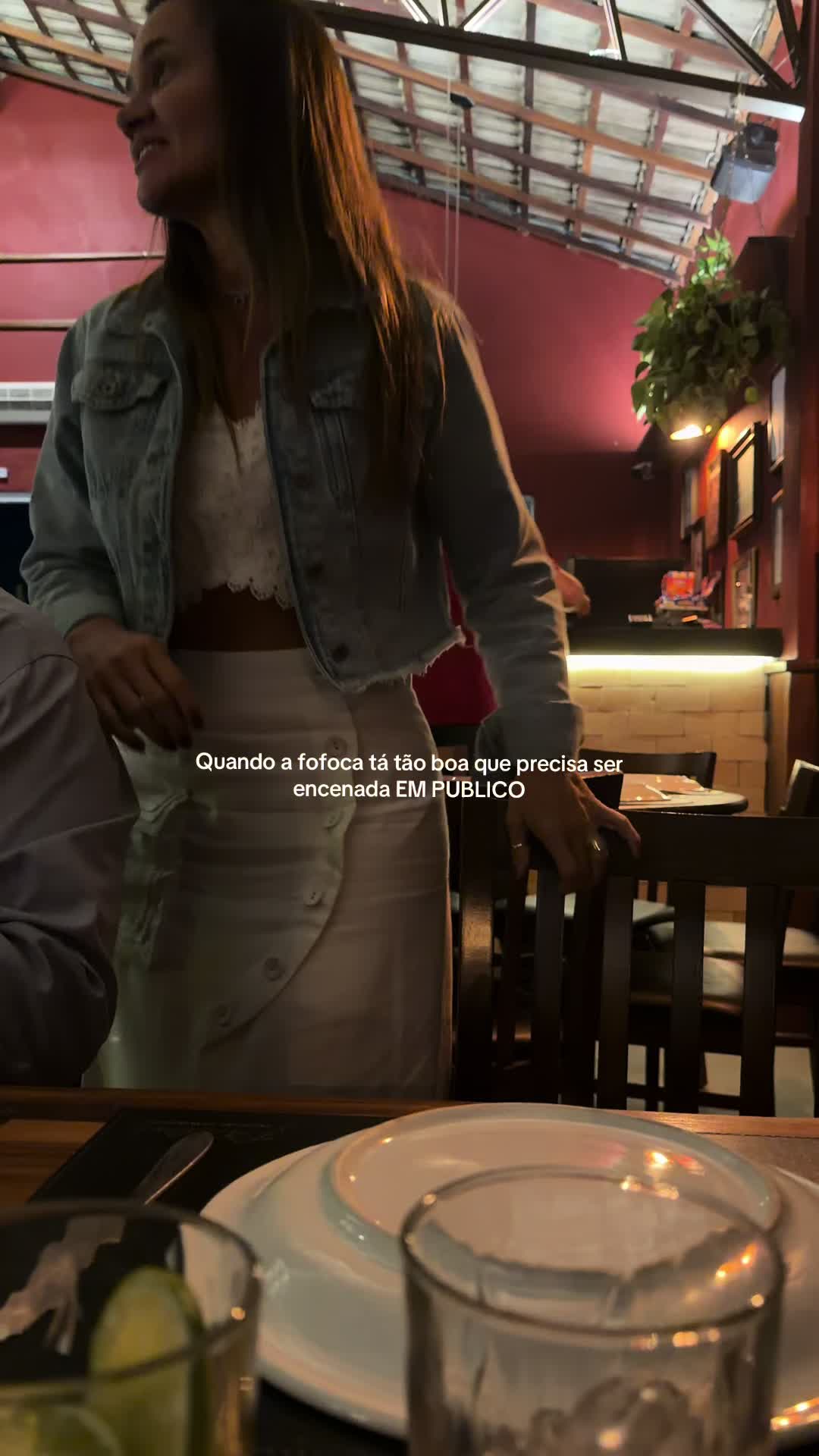 @LARACOSTAAB_