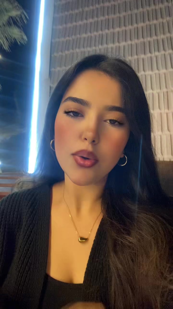 @MONA_MONA👑