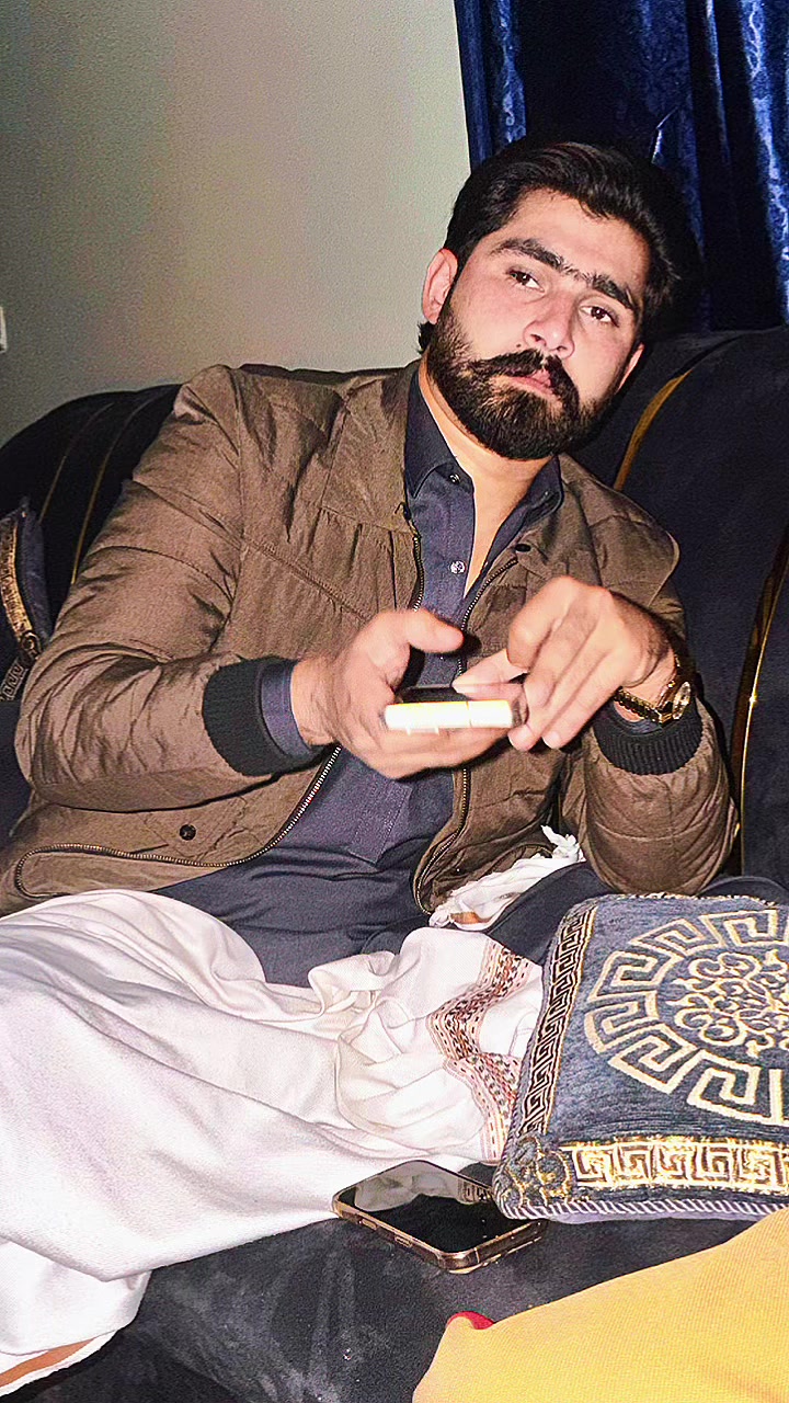 @🚩🚬 سانول بهـٹی 🏴&zwj;☠️💯