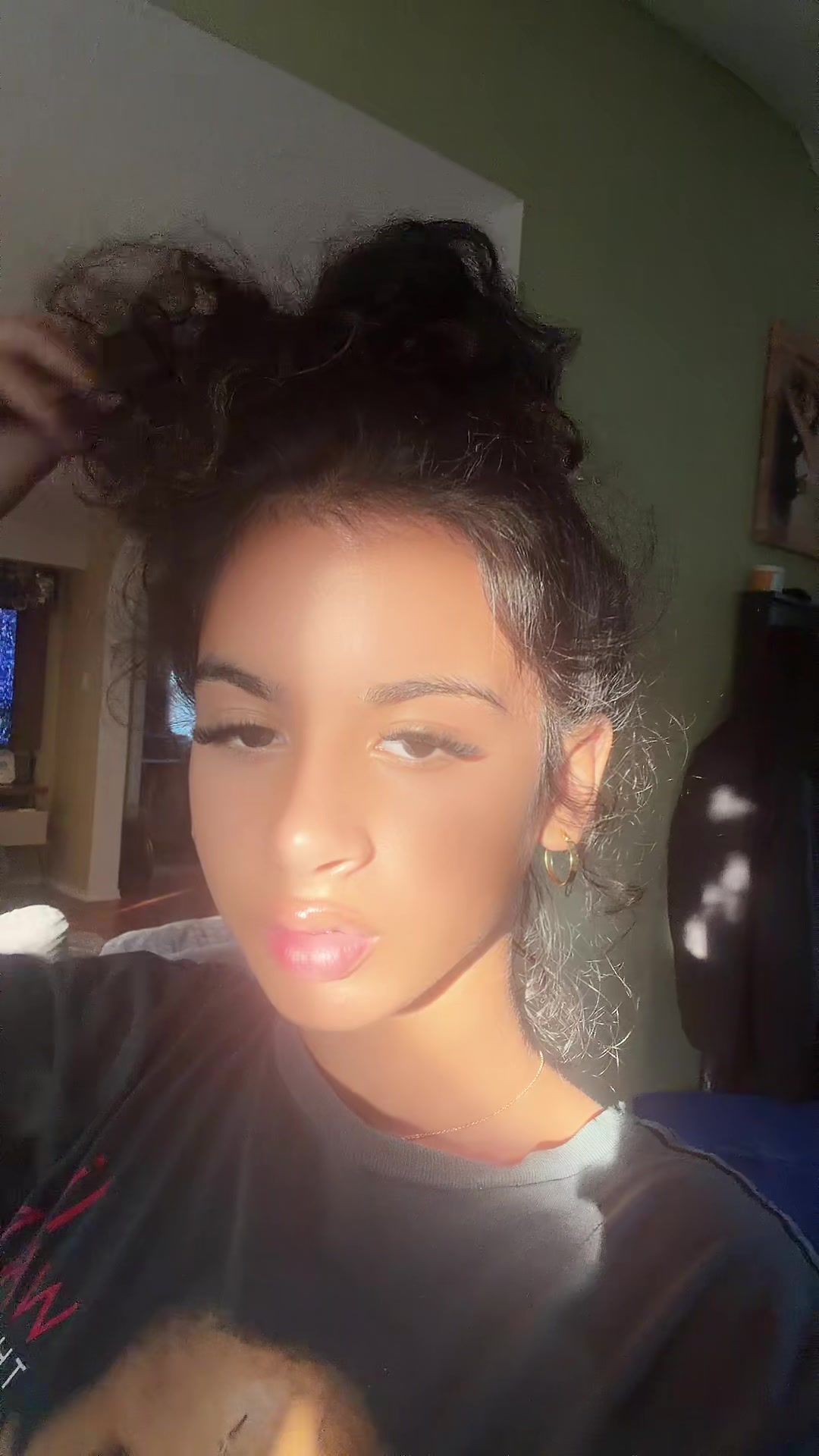 @Bella_backup