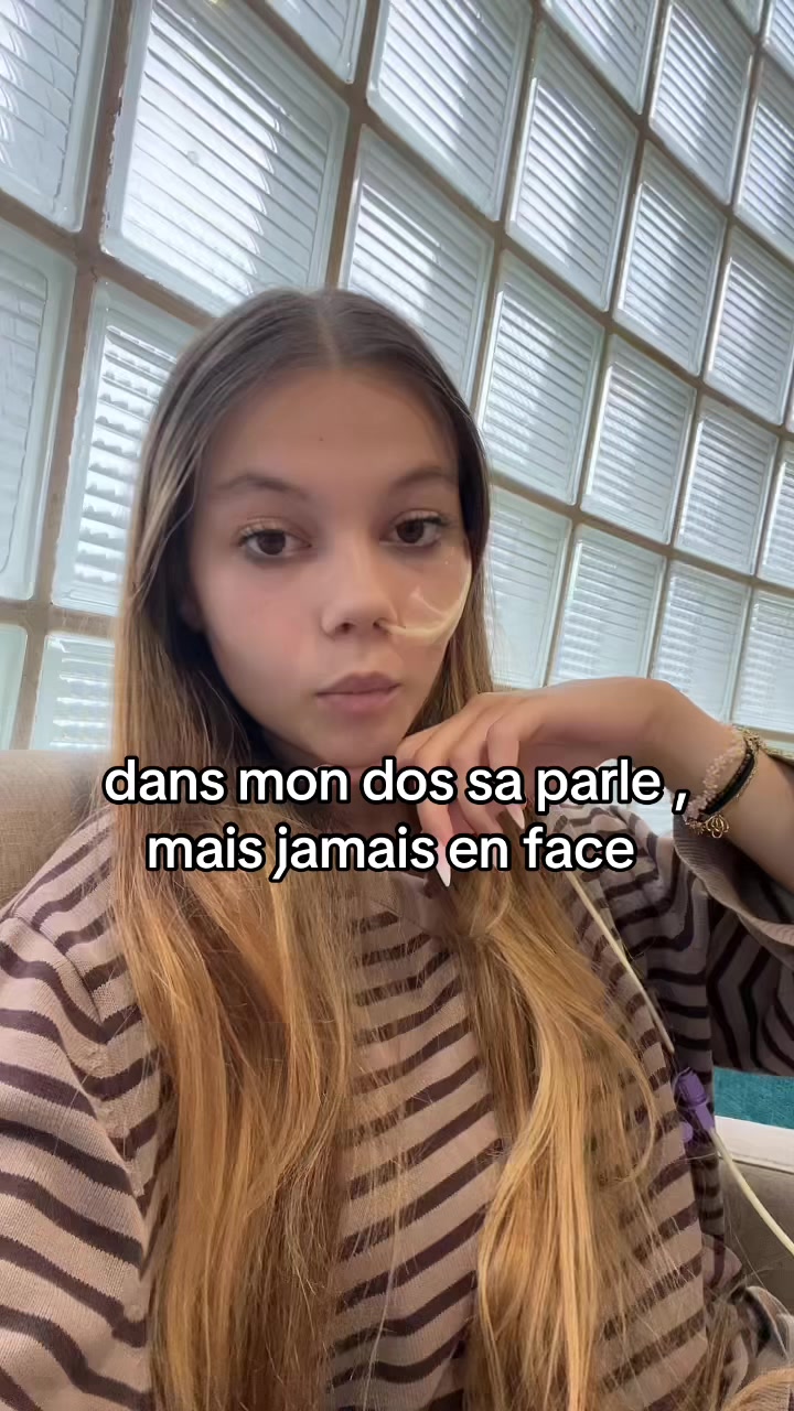 @✯