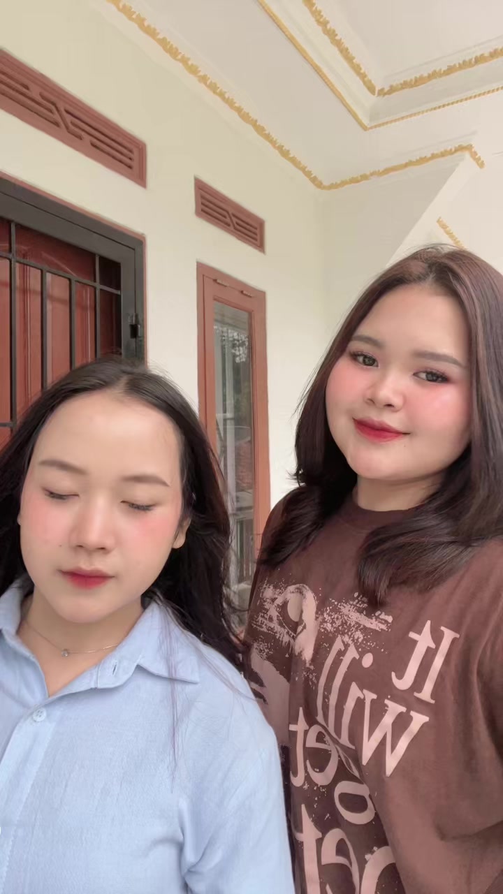 @Nisaa18