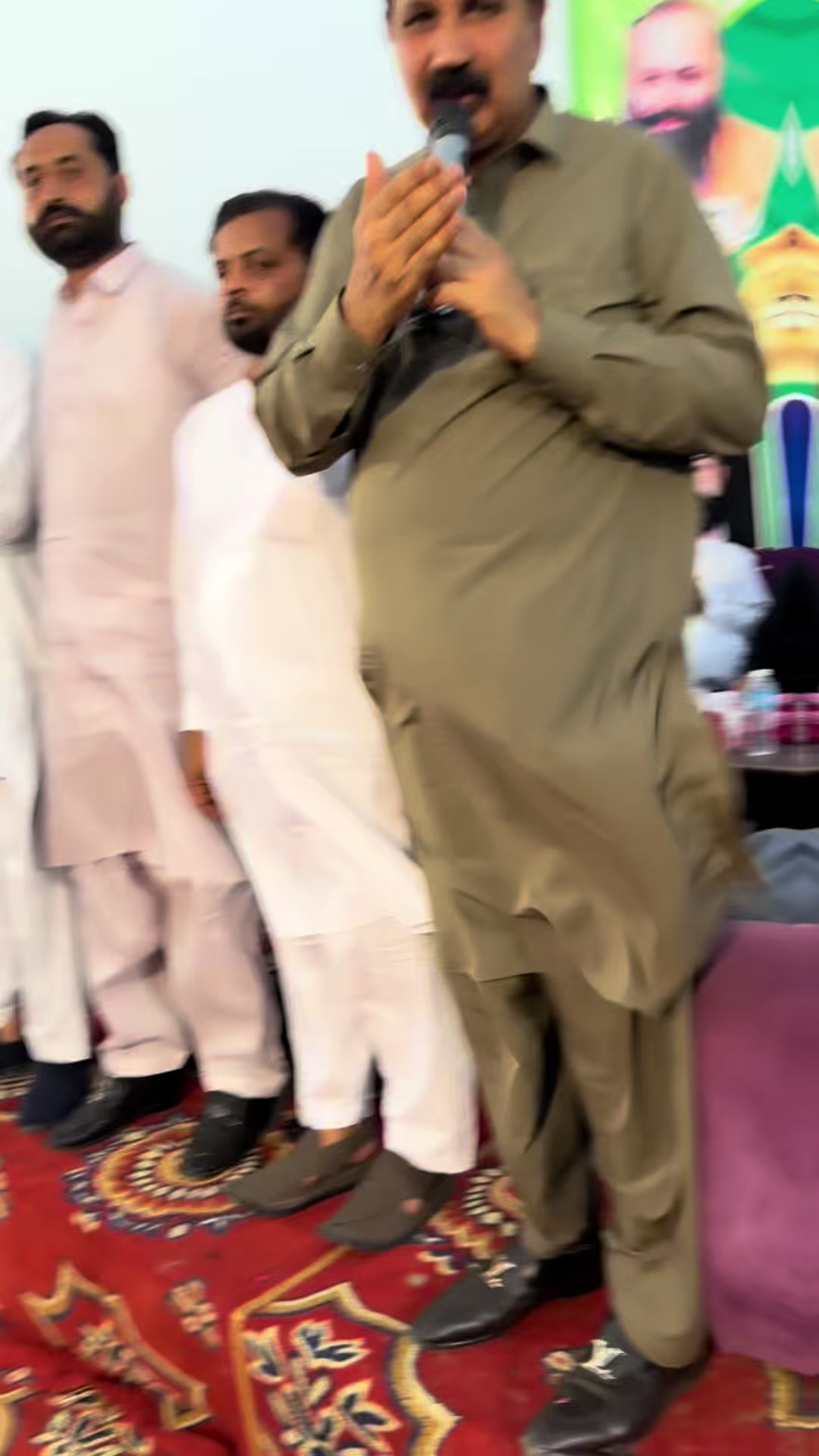 @Malik Rashid