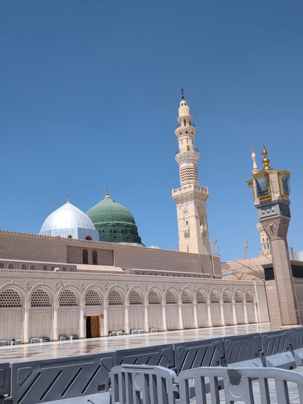 @MOUZAM KHOSA