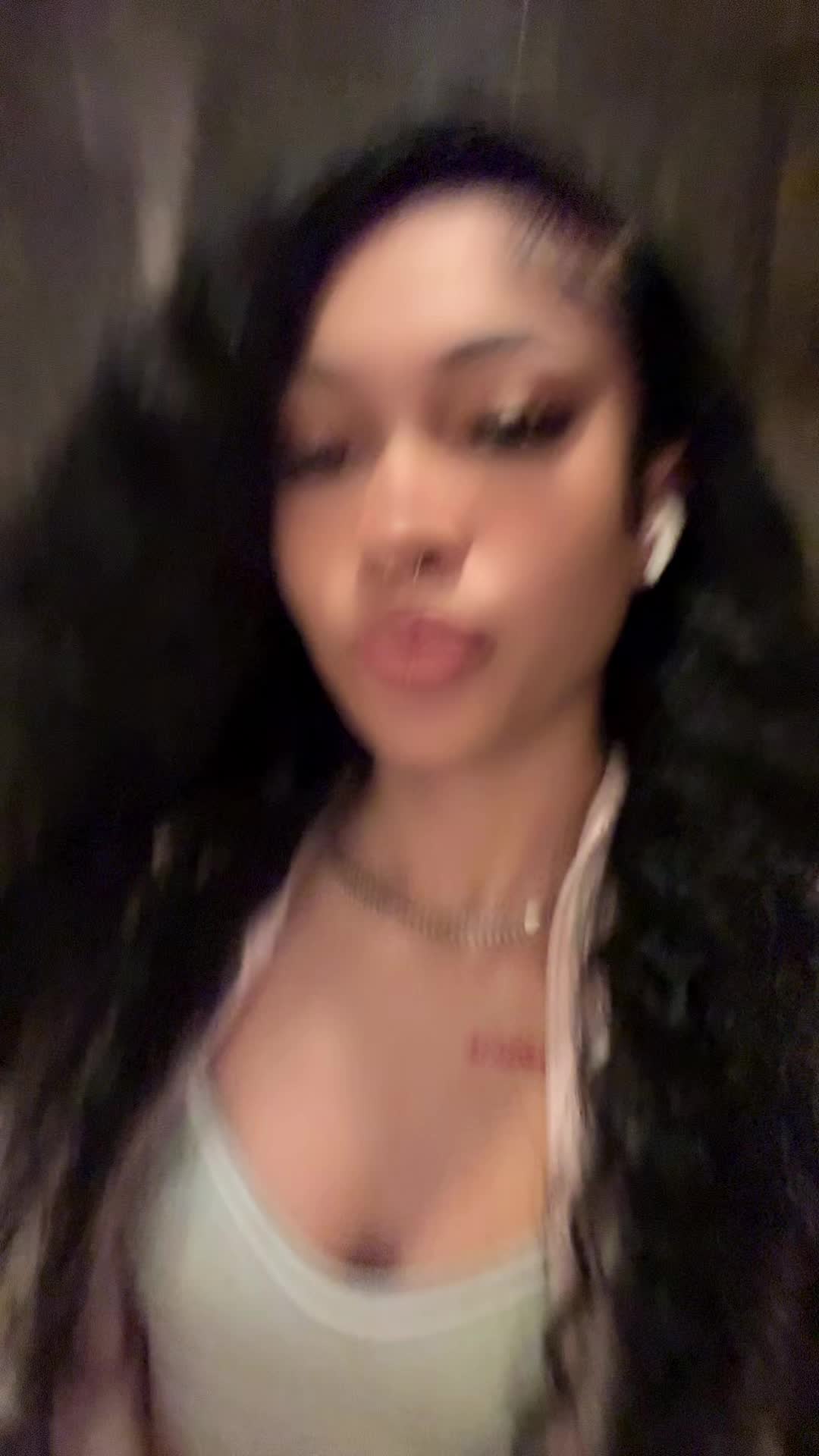 @Mikayla