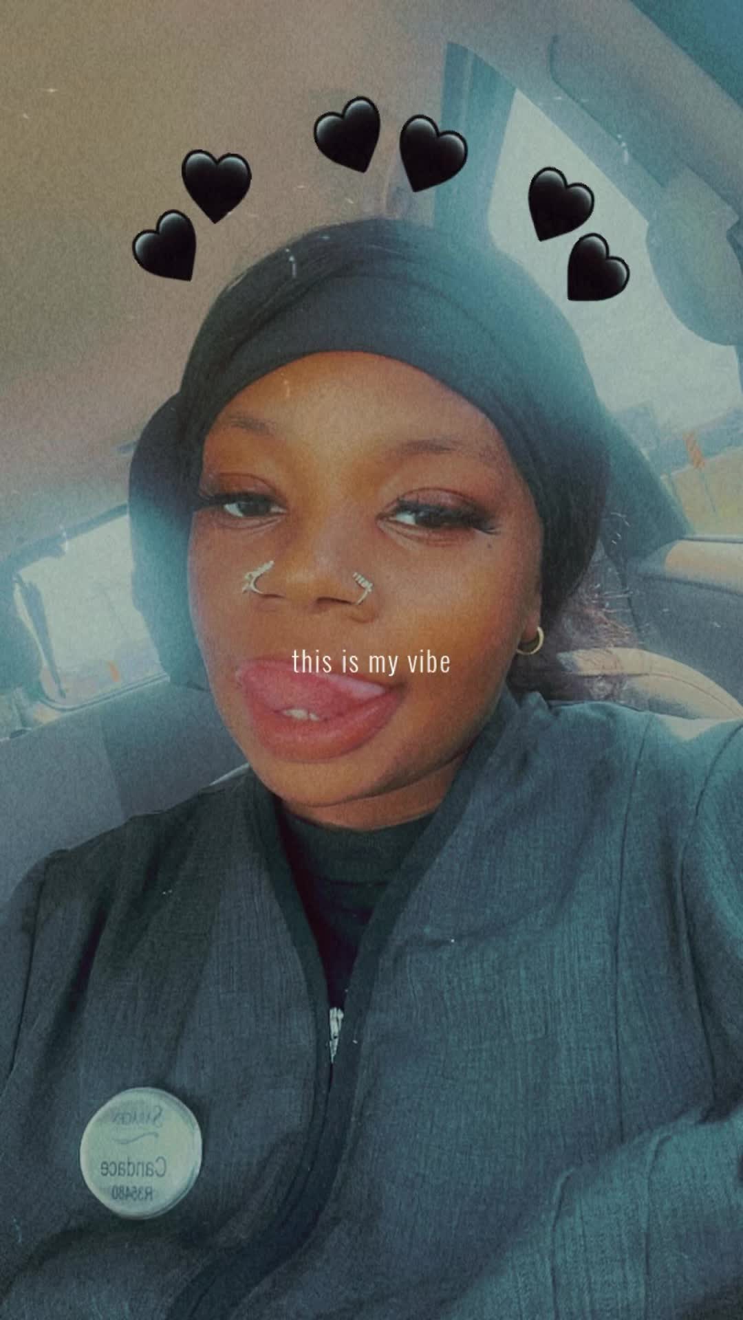 @CandyB