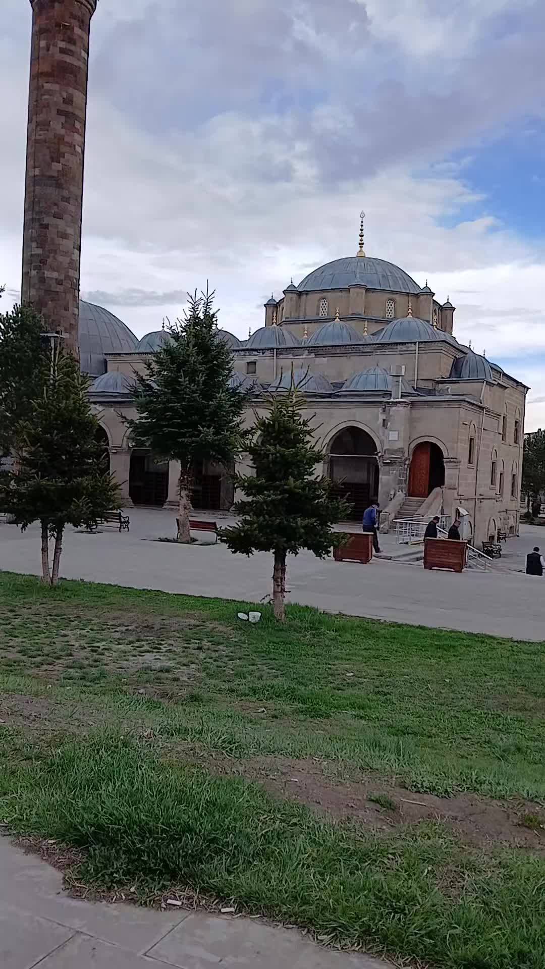 @feridekemer36.