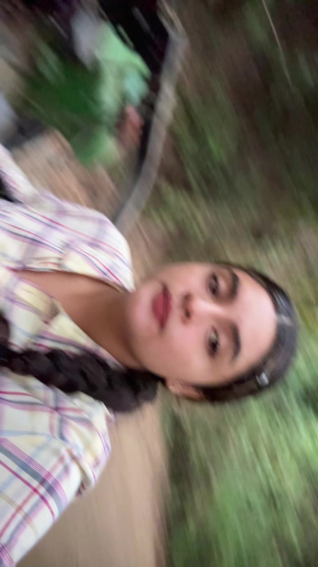 @liz_alvarez42