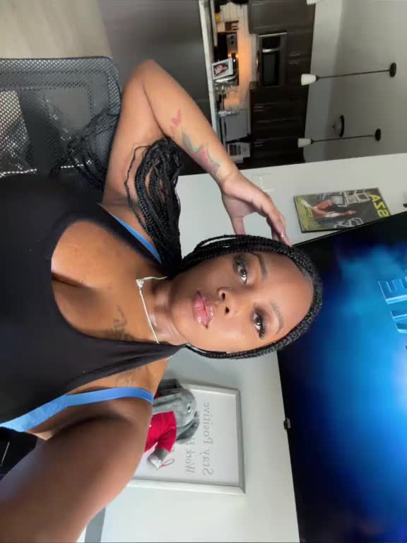 @ari_kari20 🪖