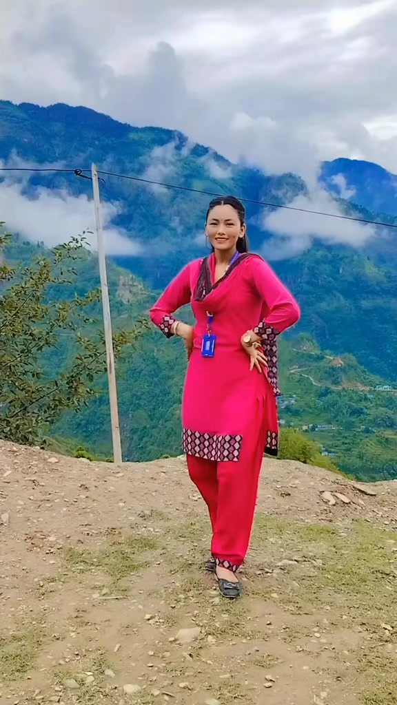 @miss_paru🇳🇵