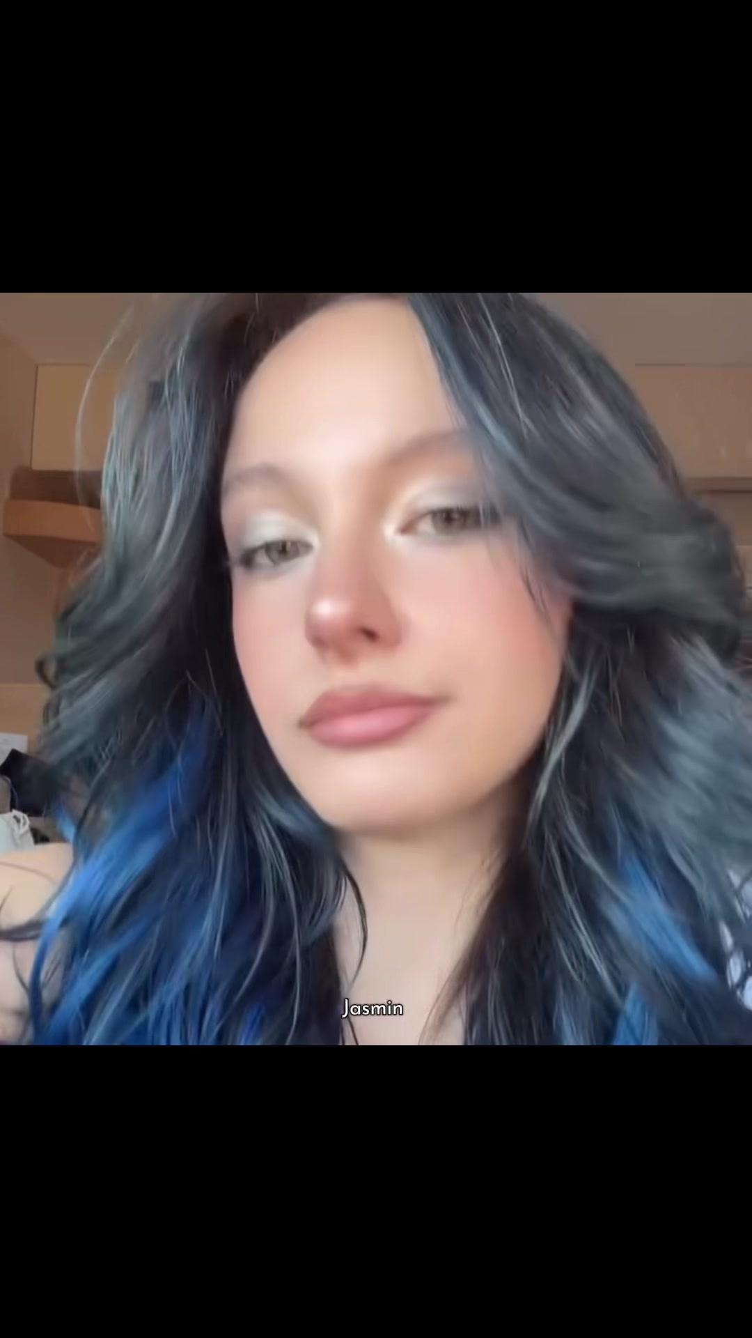 @Jasmin🦈