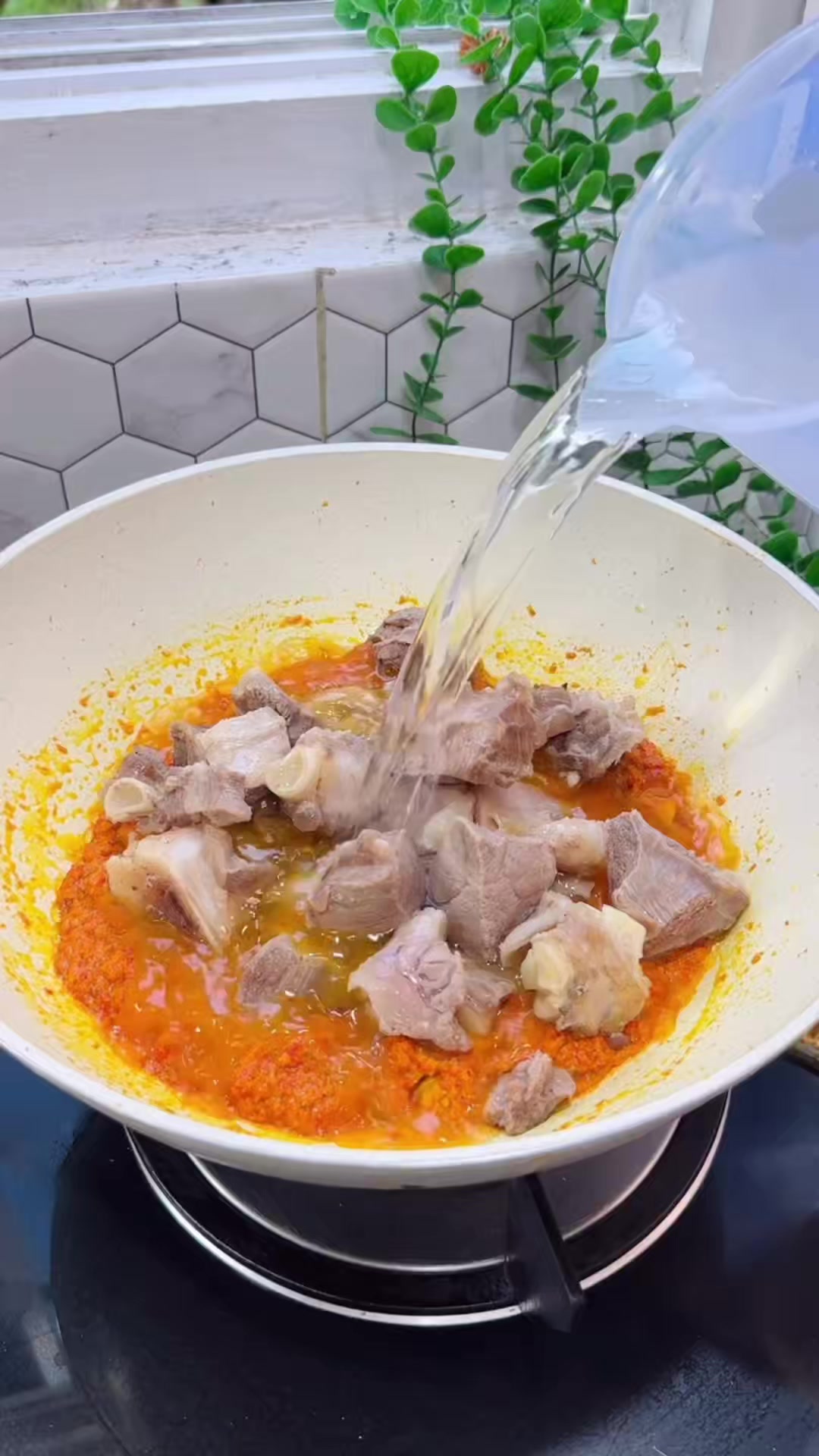 @Mama Akbar Alicia