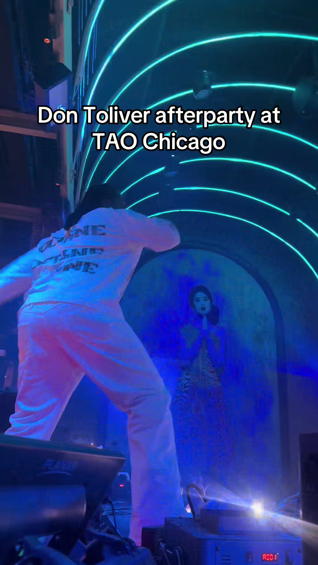 @Zoe Chicago
