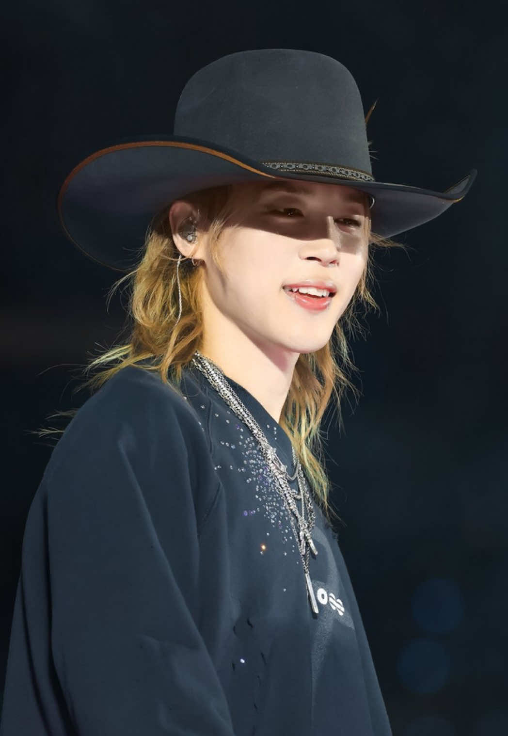 @⁷⟭⟬BTSVT𖧷¹³