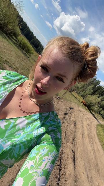 @Blondie