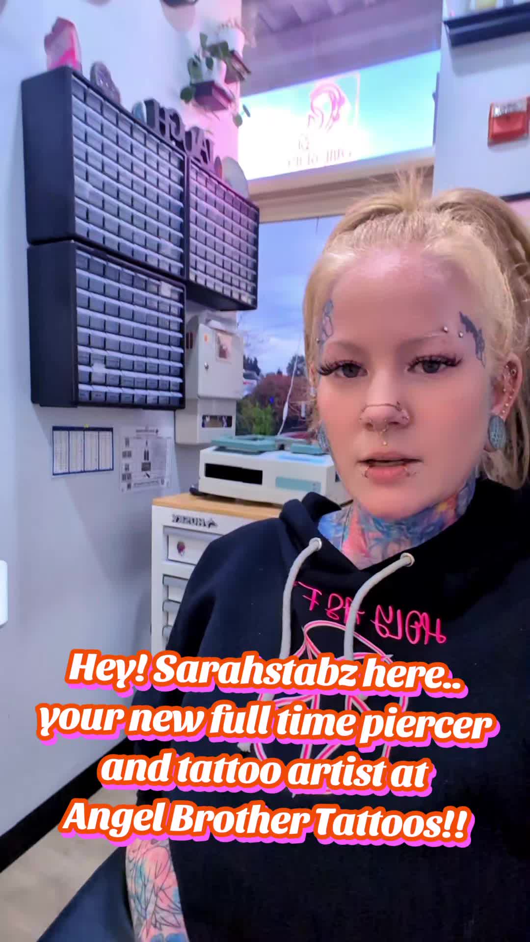 @Sarahstabz
