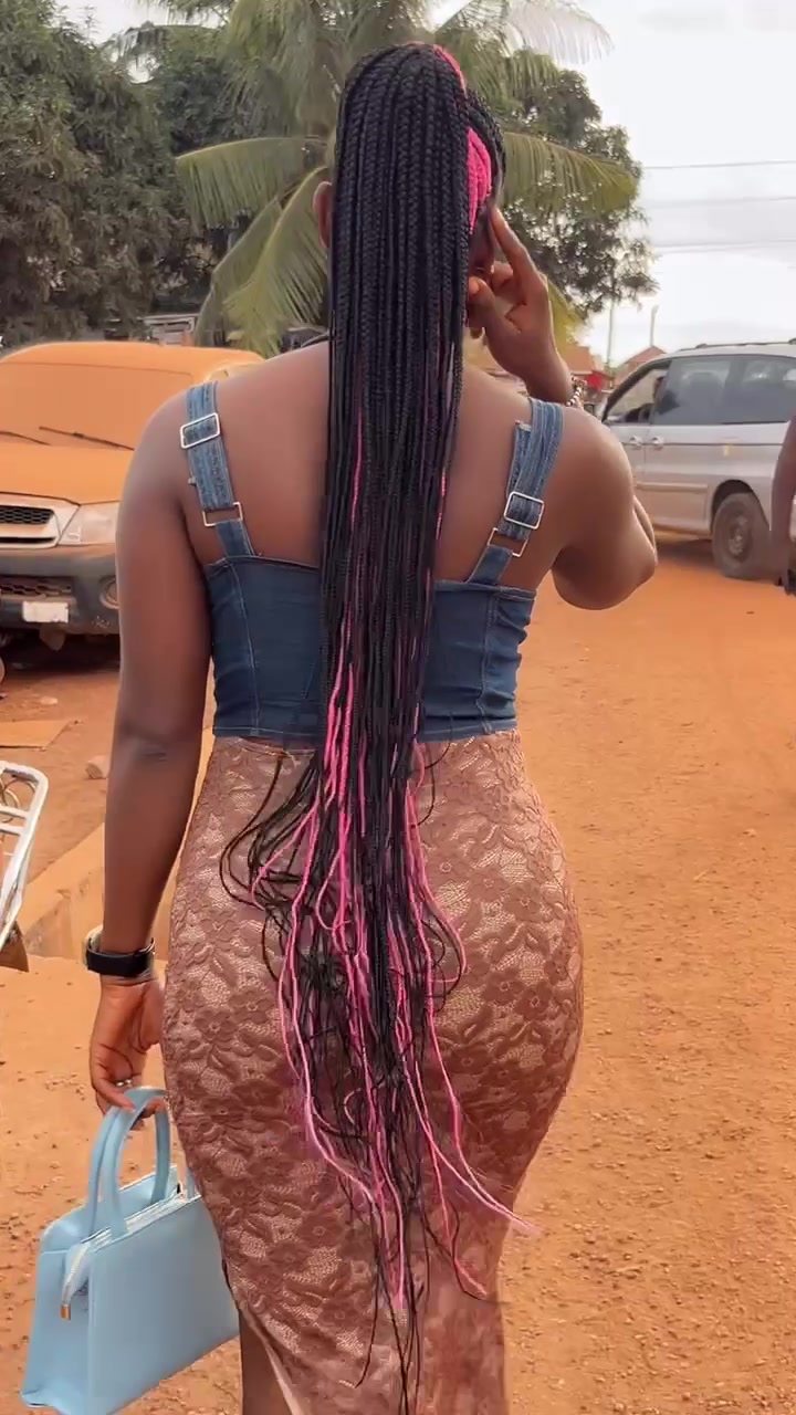 @Adjoah☠️~🧚♂️Sakyiwaa